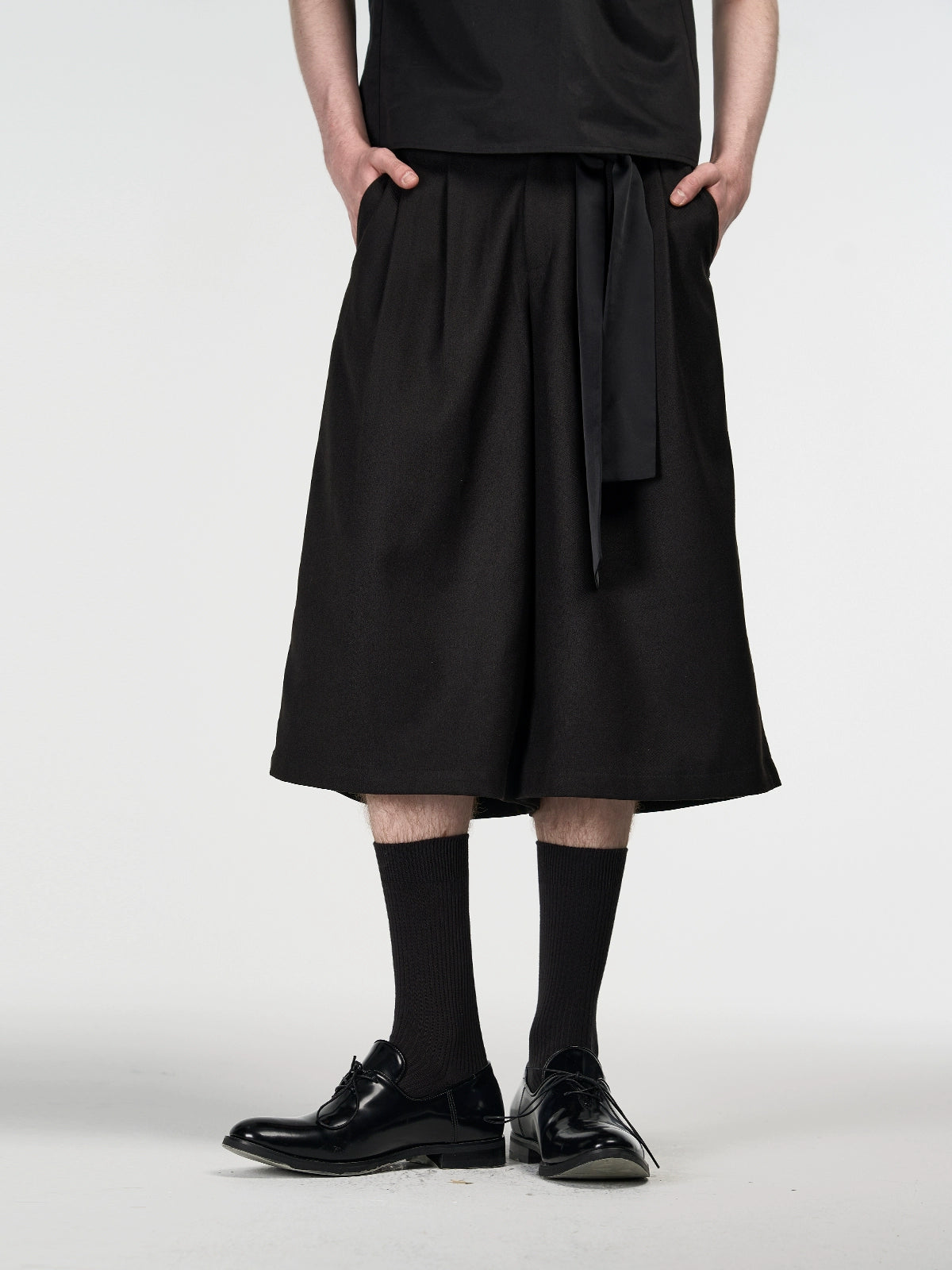Ribbon pleated Shorts
