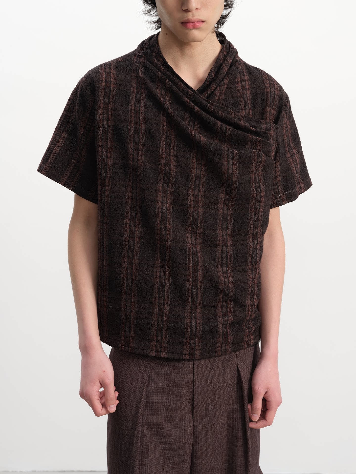 Pleated cross-neck plaid short sleeve t-shirts