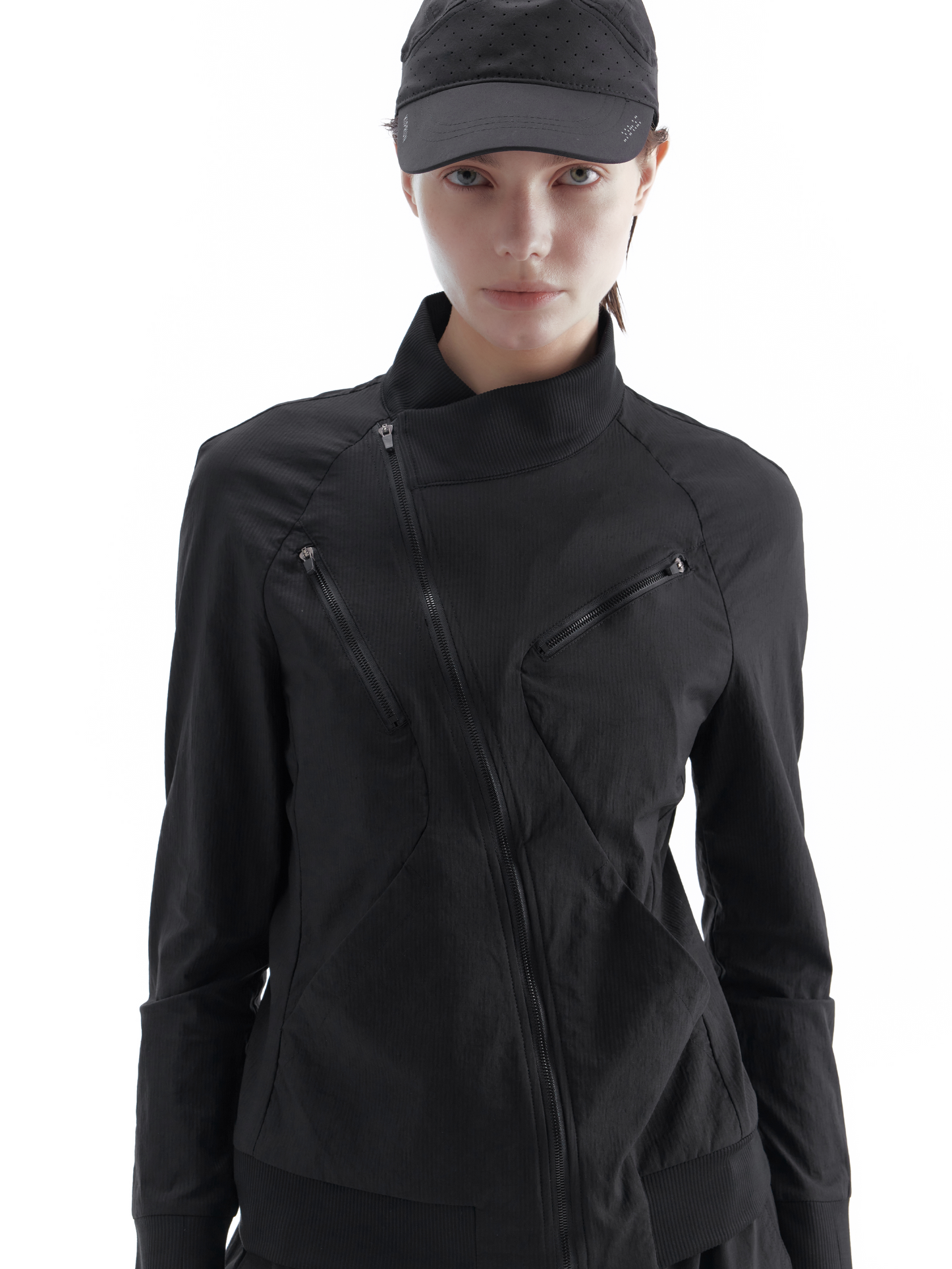 Dark stripe diagonal zipper jacket