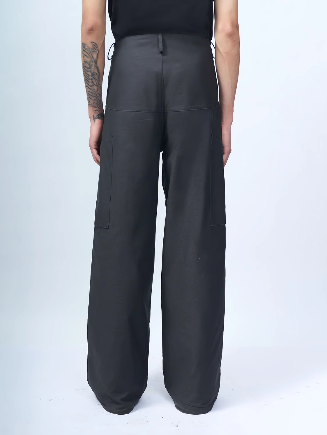 Cross Cut Washed Wide-Leg Cargo Pants