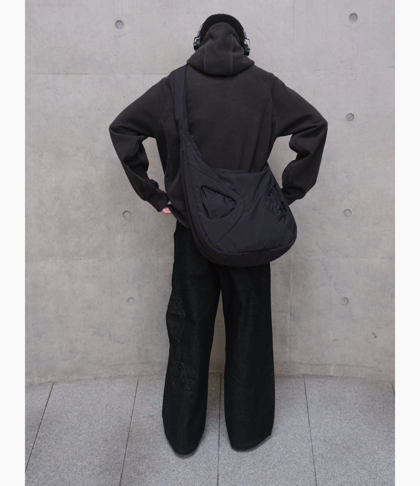 "Kuddle" Futuro Shoulder Bag