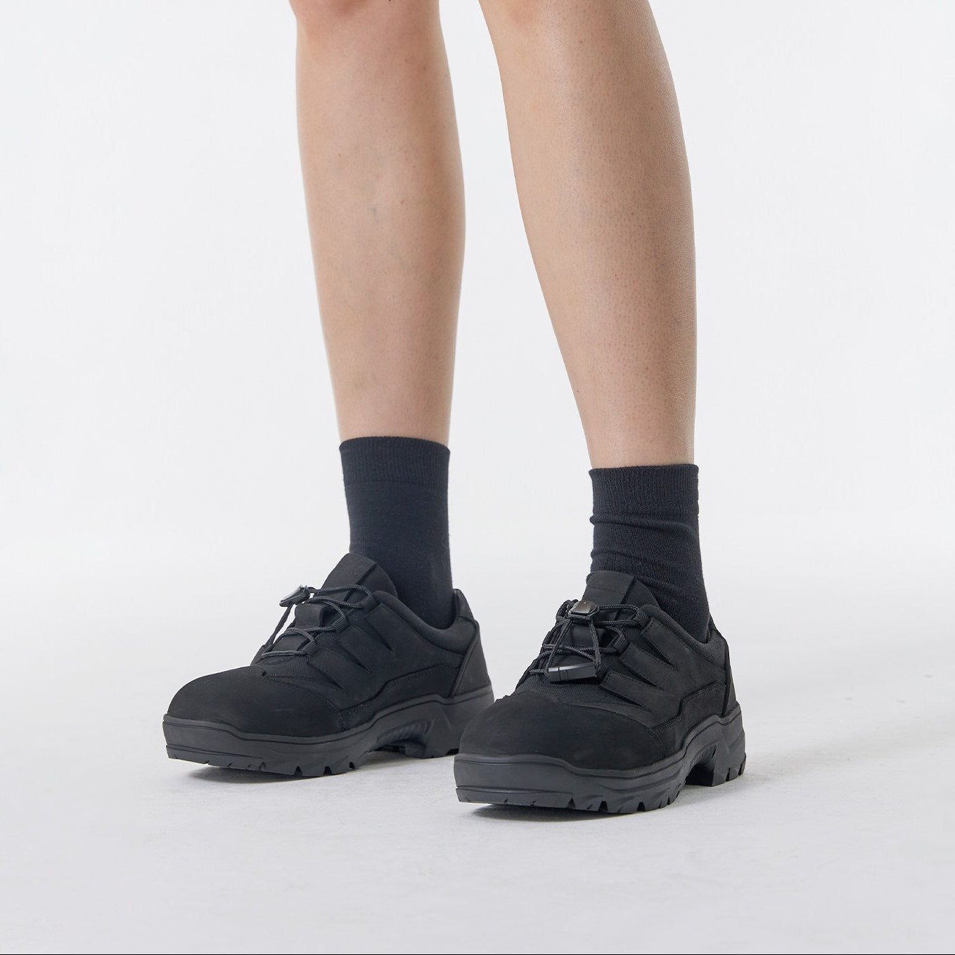 Sentinel waterproof low-top sneaker