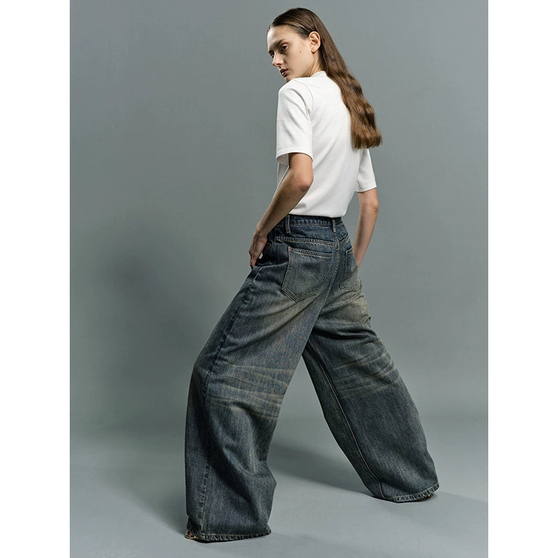 Distressed vintage wash baggy jeans