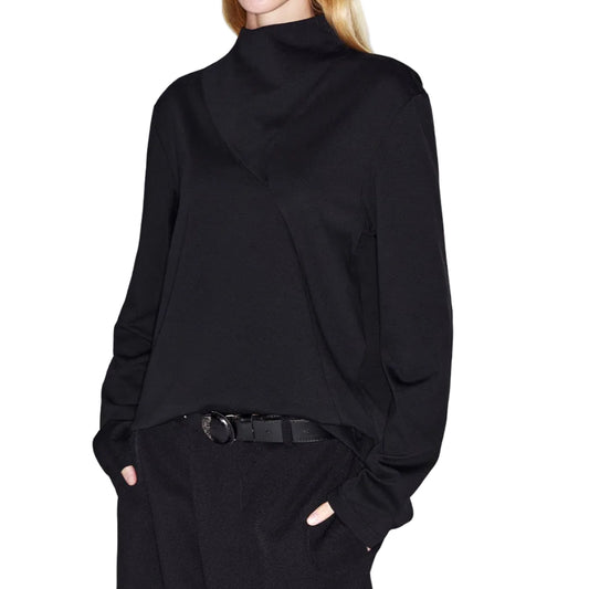 Flag-shaped long-sleeved T-shirt