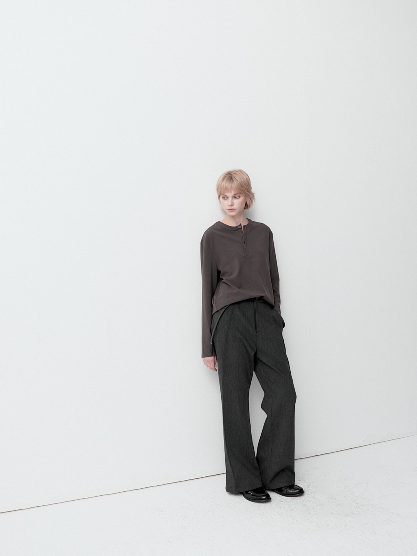 Henry collar asymmetrical long-sleeve T-shirt