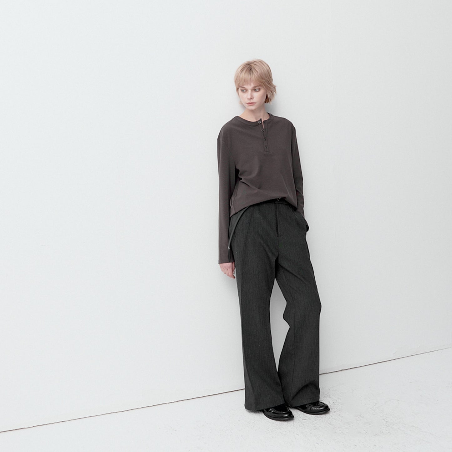 Structure leather patchwork trousers