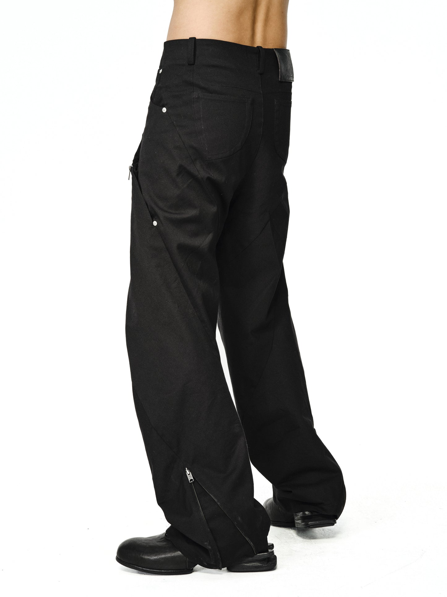 Maestro special-shaped heel shoes