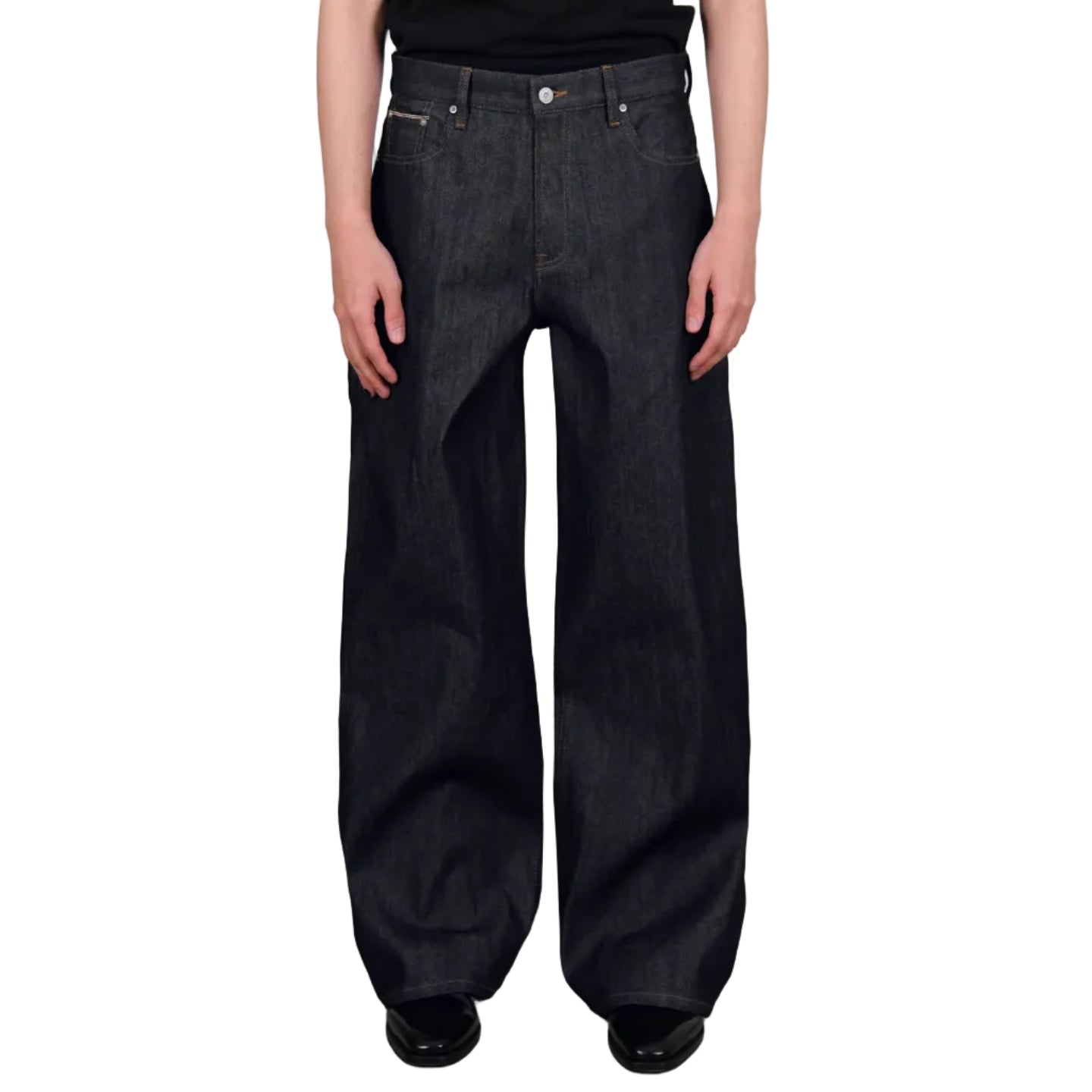 Okayama raw cow loose straight jeans
