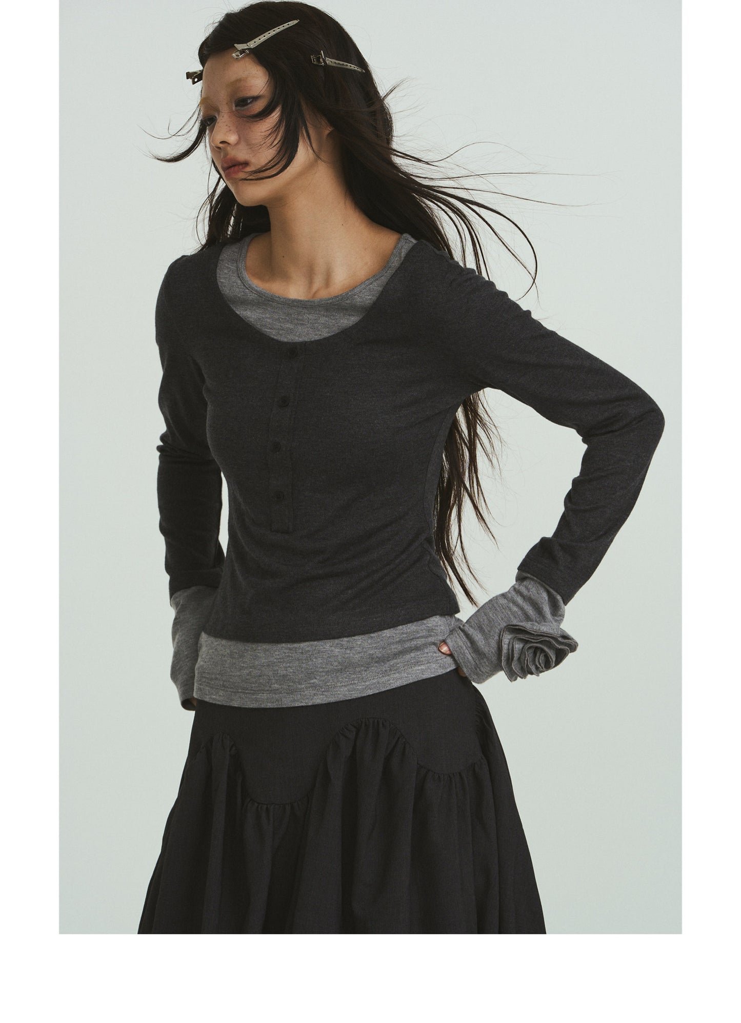 Rose cuff fake layered T-shirts