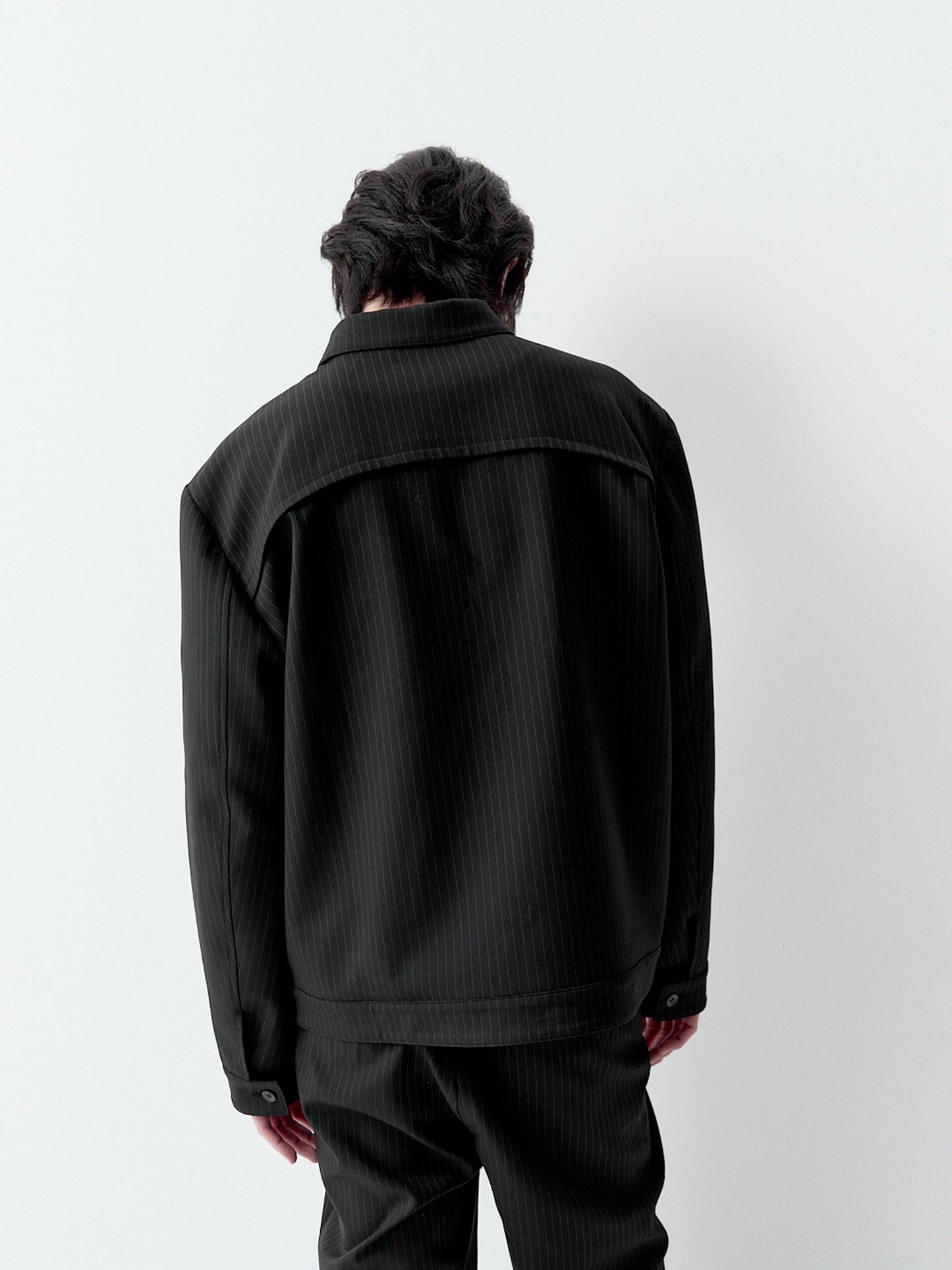 Curved placket striped jacket