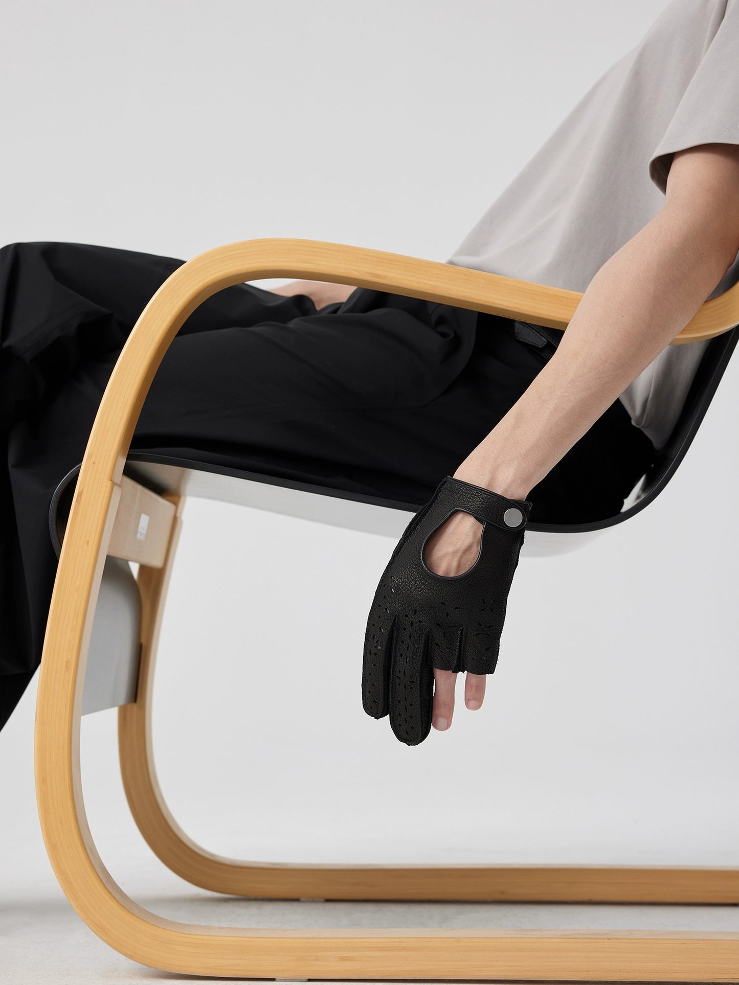 Hollow Carved Driving Gloves