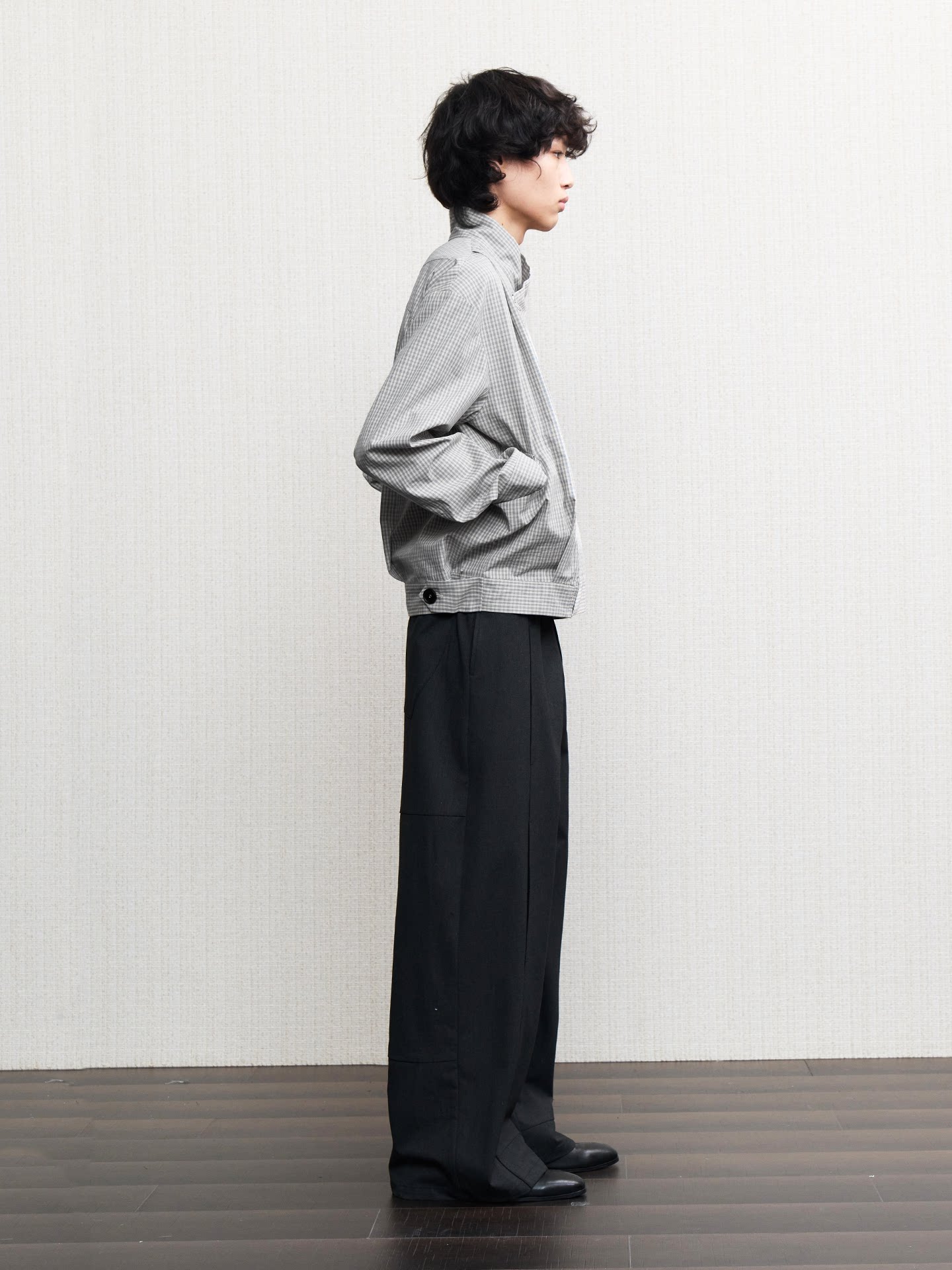 Fishing Net cross-collar pleated jacket