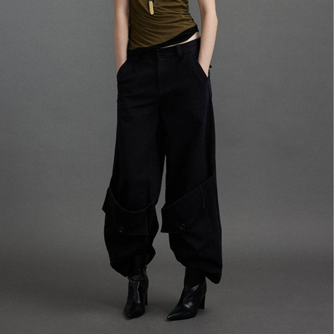 Patch pocket curved cargo pants