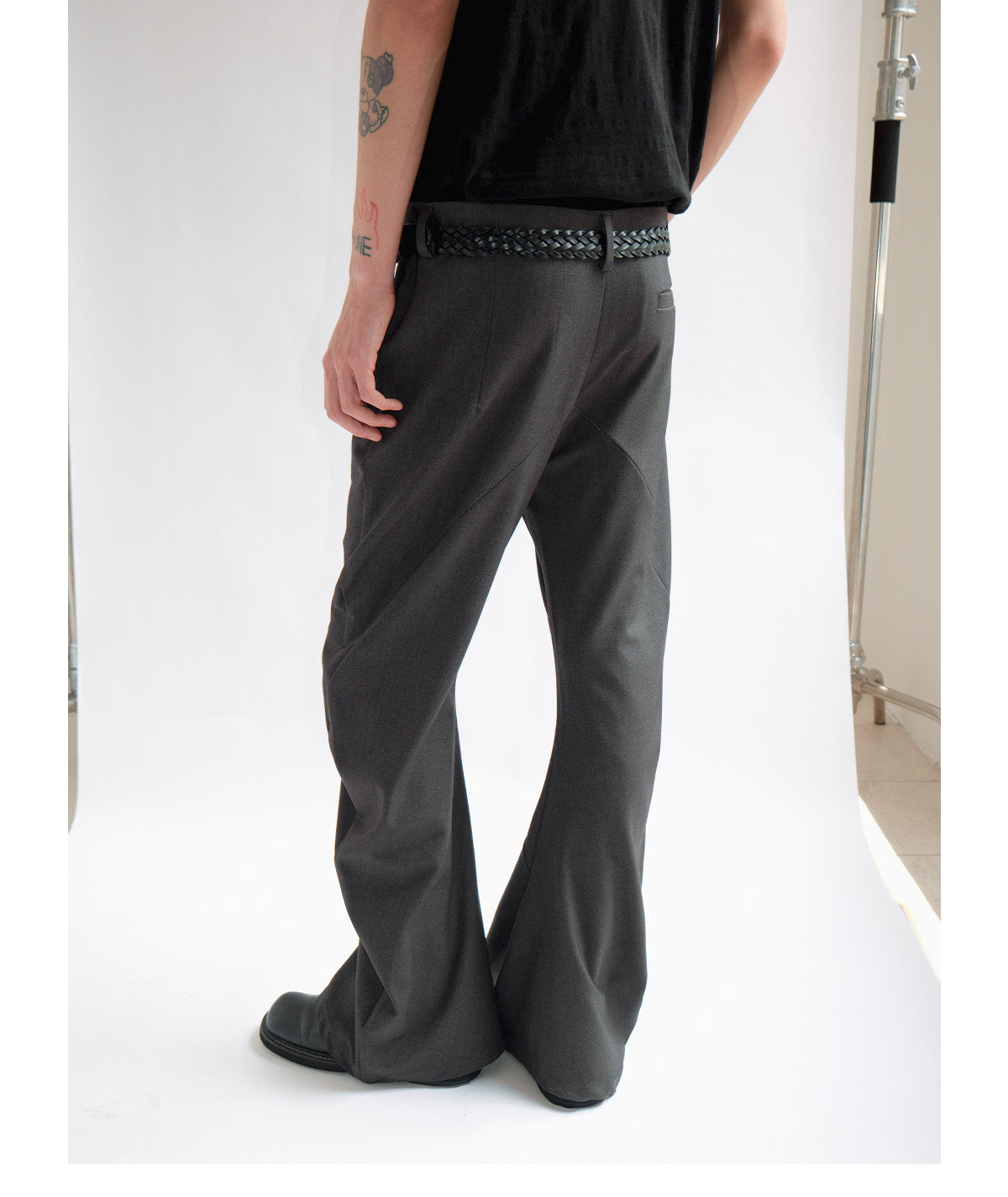 curved 3D structure knife trouser