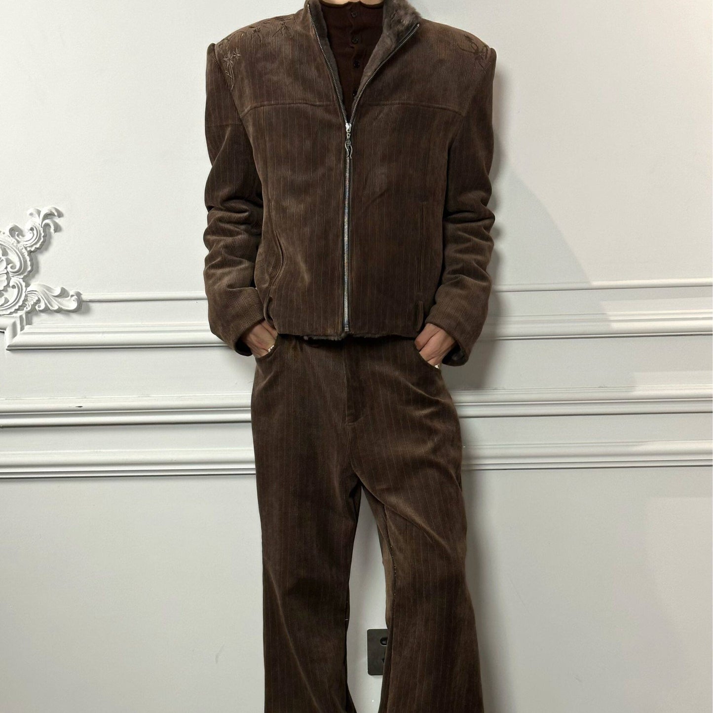"Po Jing" 3D embroidered corduroy strap jacket