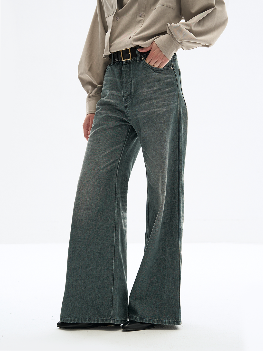 Embroidered casual bootcut denim