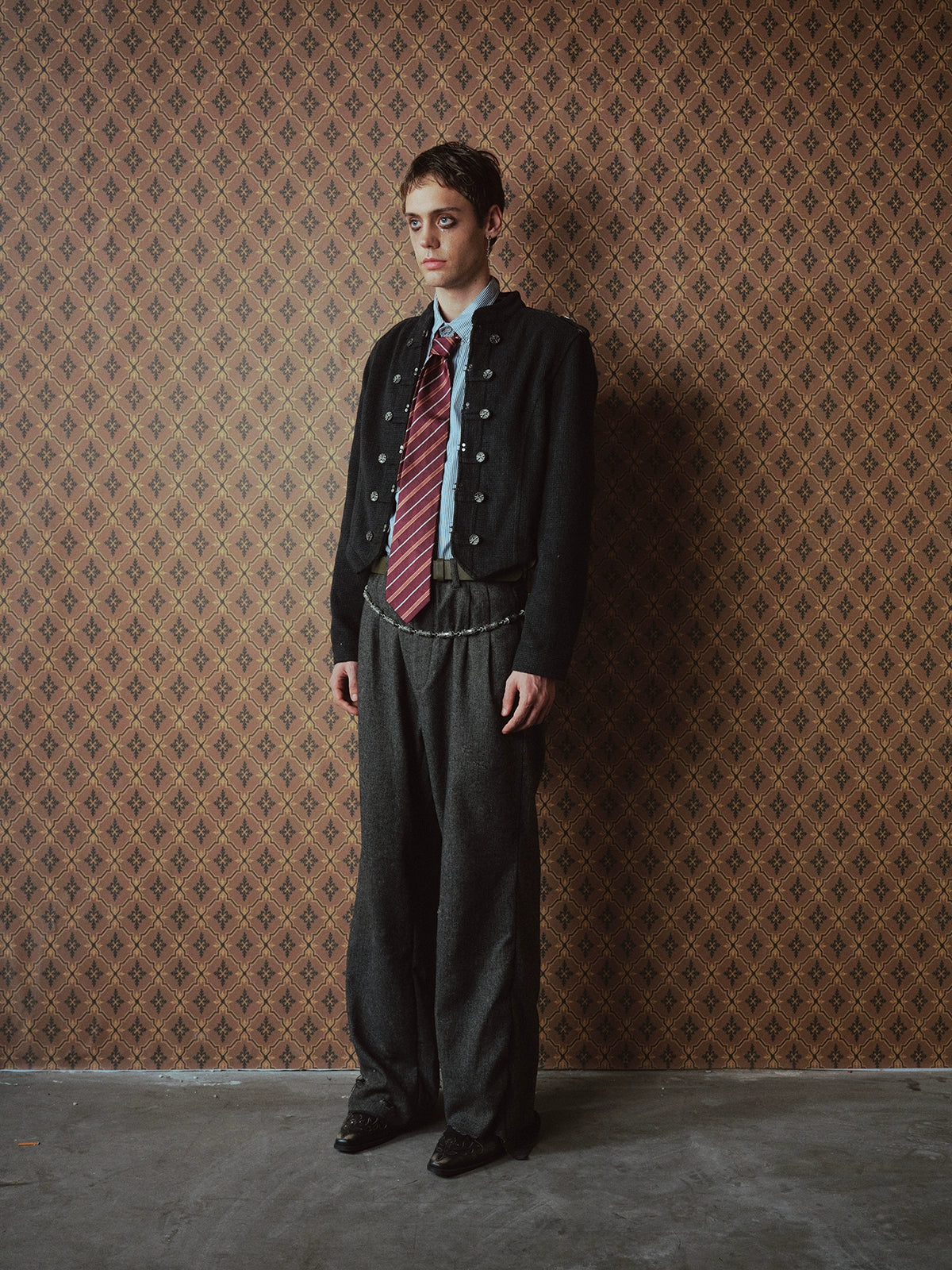 Velvey Napoleon Buttoned Cropped Jacket