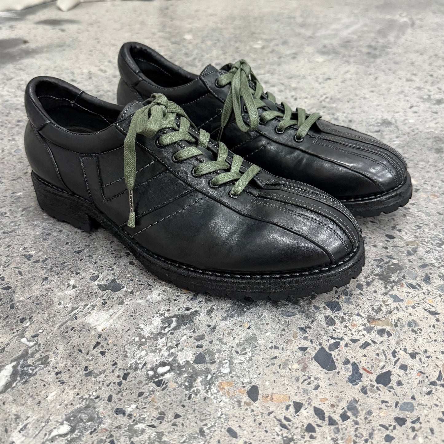 Horse leather lace-up German shoes