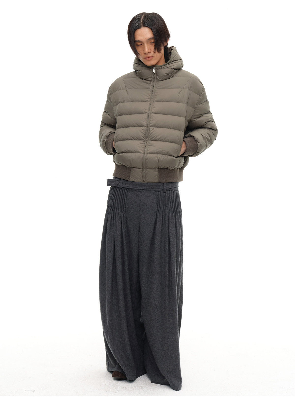Double belt pleated wool trousers