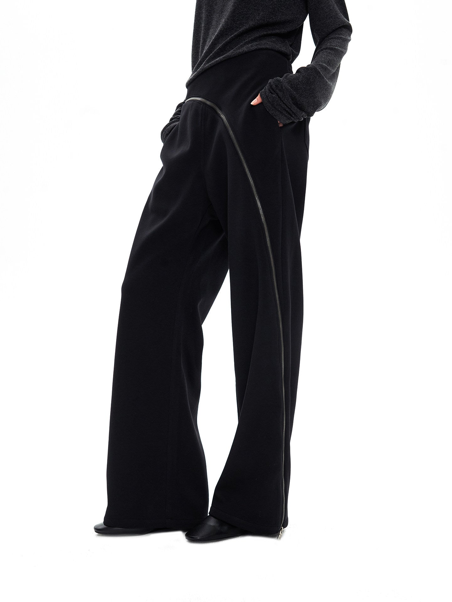 Curved Chain Knitted Sweatpants